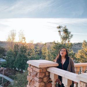 Meet your Posher, Lois